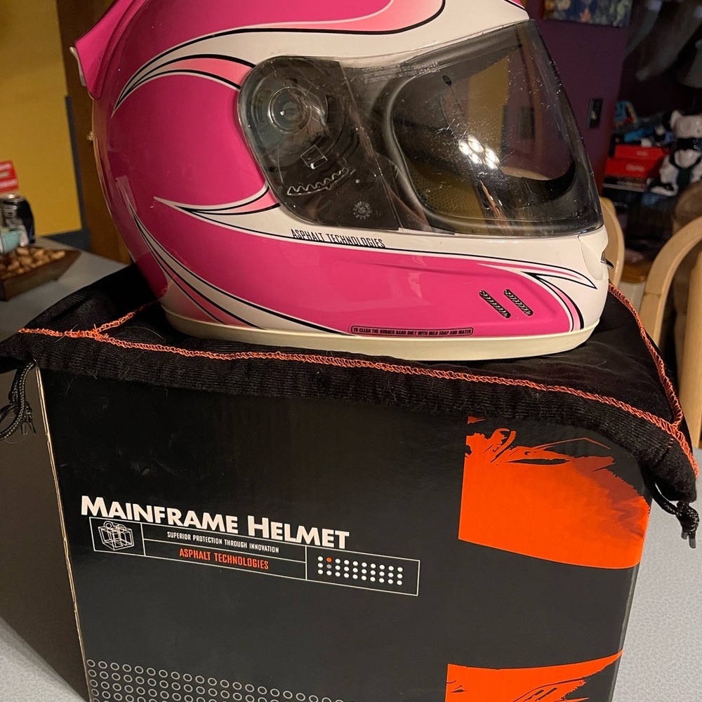 XS Icon Kitty pink helmet dot and snell approved